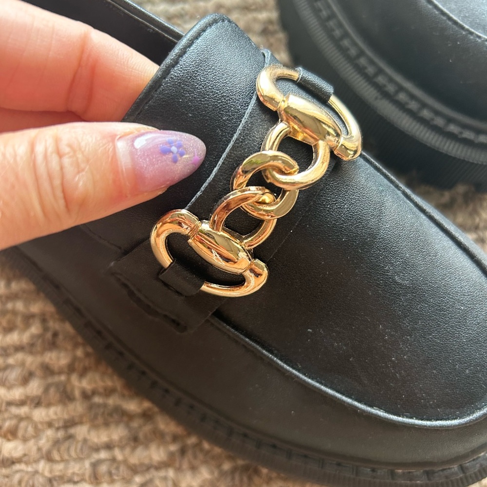 Loafers - Picture 2 of 4